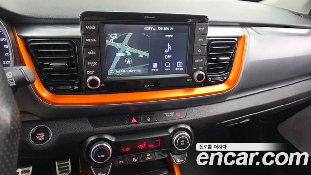 Kia Stonic 2019 — photo 14