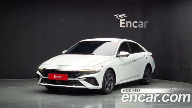 Hyundai AVANTE 2025 — photo 1