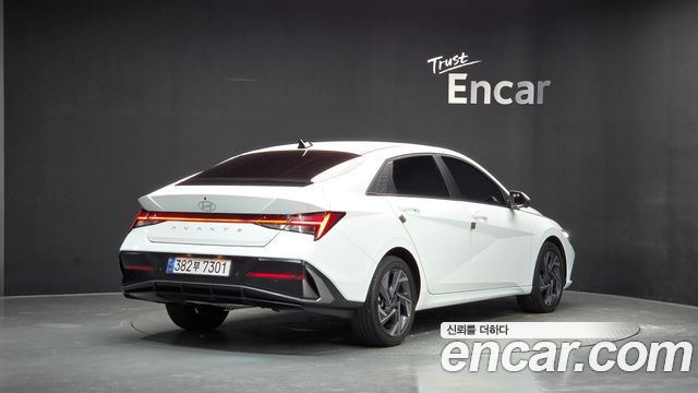 Hyundai AVANTE 2025 — photo 2