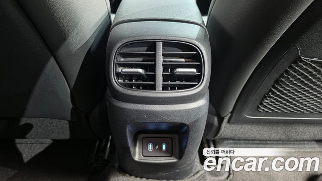 Hyundai AVANTE 2025 — photo 32