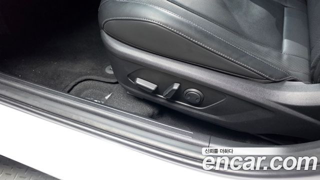 Hyundai AVANTE 2025 — photo 34