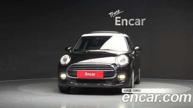 Mini Cooper 2018 — photo 3