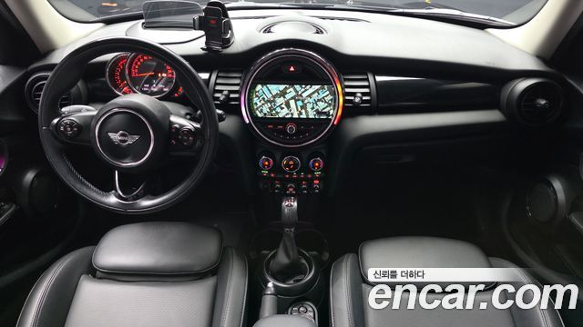Mini Cooper 2018 — photo 10