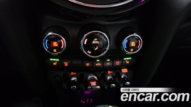 Mini Cooper 2018 — photo 23