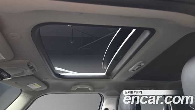 Mini Cooper 2018 — photo 24
