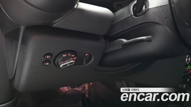 Mini Cooper 2018 — photo 29