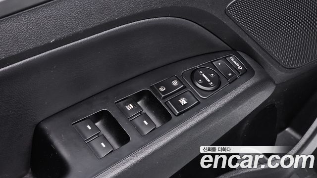 Hyundai AVANTE 2018 — photo 27