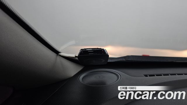 Kia K3 2015 — photo 28