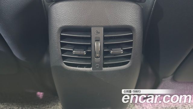 Kia K3 2015 — photo 31