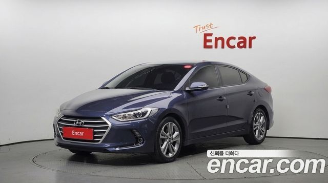 Hyundai AVANTE 2018 — photo 1