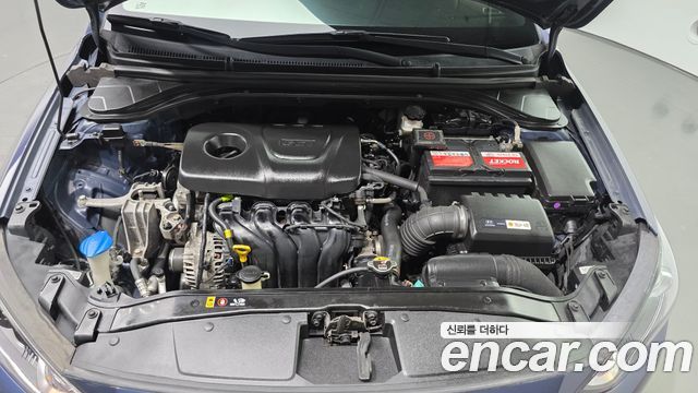 Hyundai AVANTE 2018 — photo 6