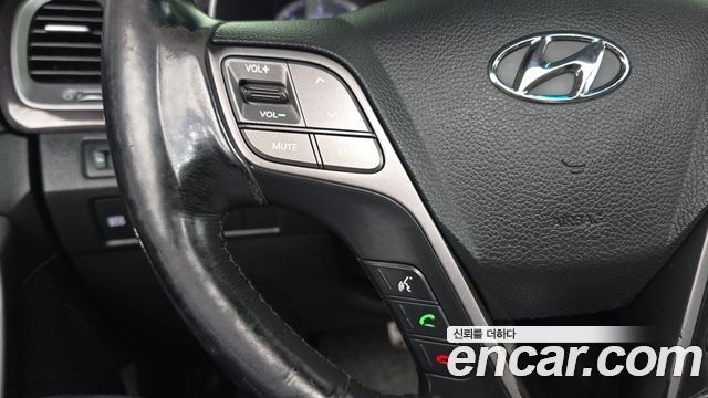 Hyundai Santafe 2013 — photo 23