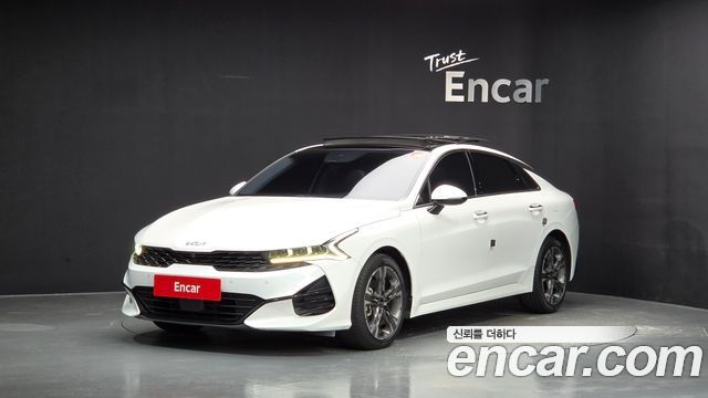 Kia K5 2023 — photo 1