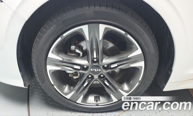 Kia K5 2023 — photo 5