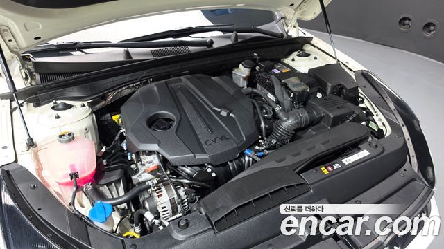 Kia K5 2023 — photo 6