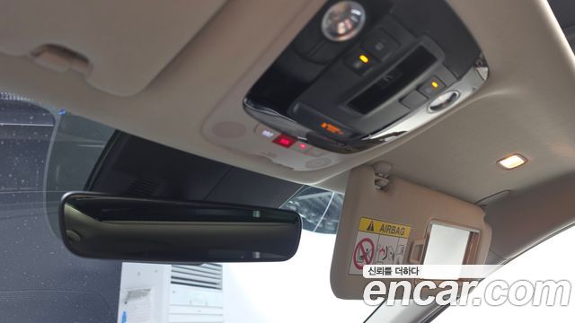 Kia K5 2023 — photo 24