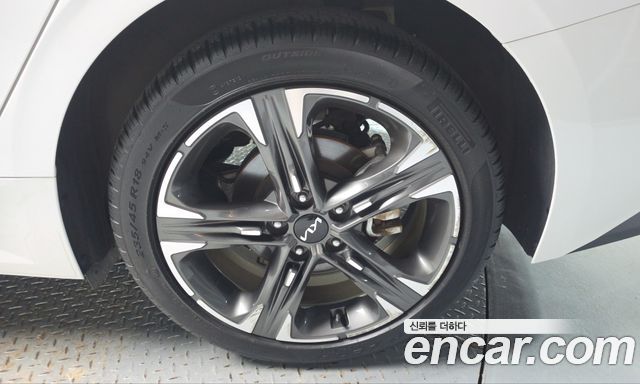 Kia K5 2023 — photo 7