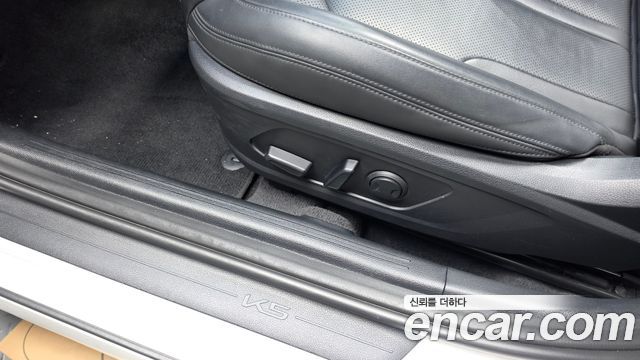 Kia K5 2023 — photo 34