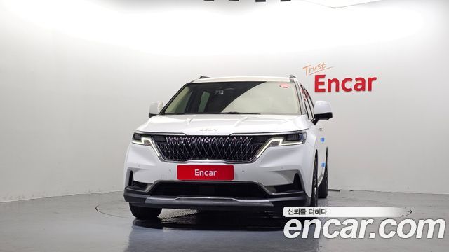 Kia Canival 2023 — photo 3