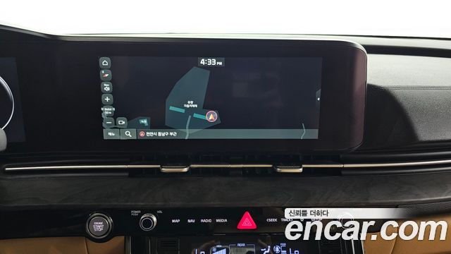 Kia Canival 2023 — photo 22