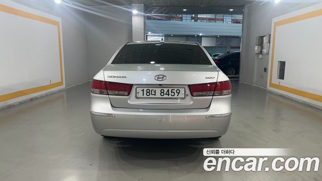 Hyundai Sonata 2009 — photo 3
