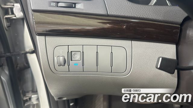 Hyundai Sonata 2009 — photo 10