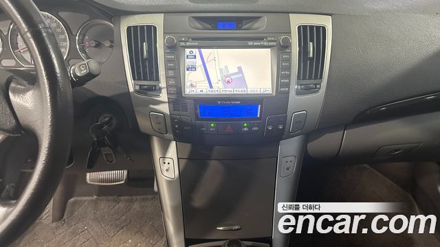 Hyundai Sonata 2009 — photo 13