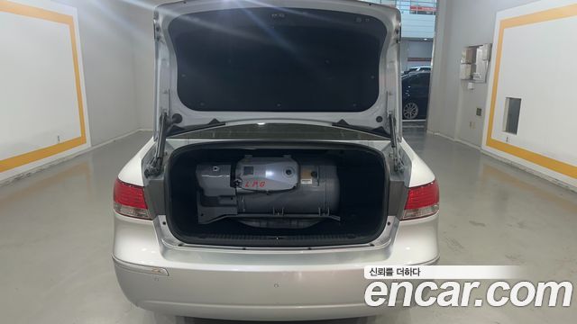 Hyundai Sonata 2009 — photo 17