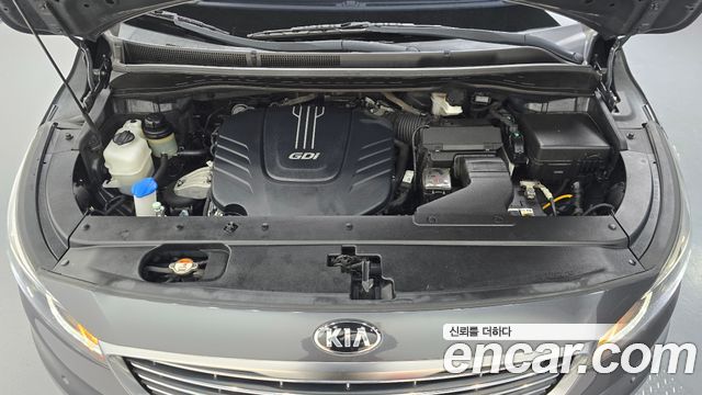Kia Canival 2018 — photo 6