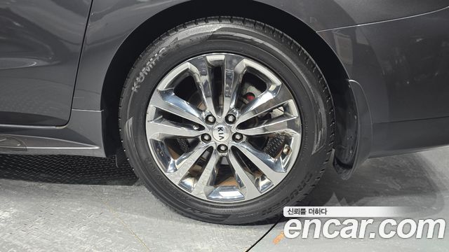 Kia Canival 2018 — photo 7