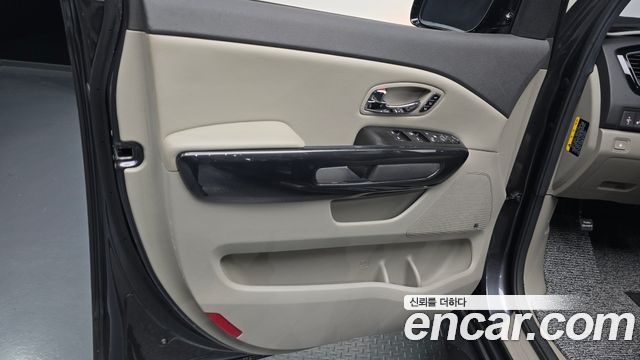 Kia Canival 2018 — photo 14