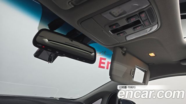 Kia Canival 2018 — photo 27