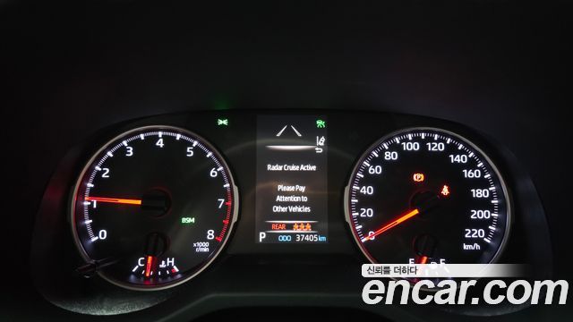 Toyota RAV4 2019 — photo 11