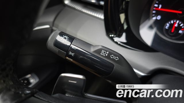 Kia K5 2022 — photo 28