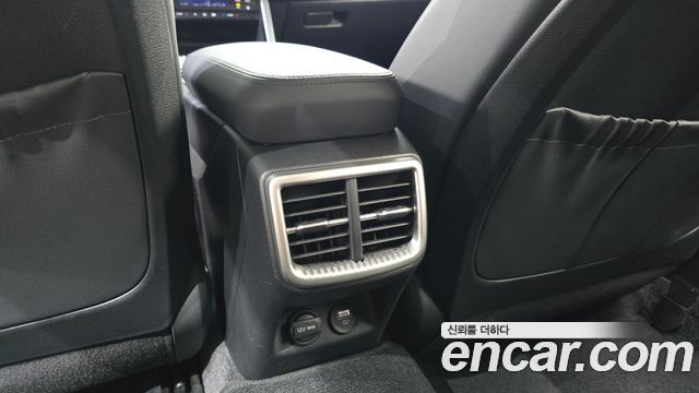 Kia K5 2022 — photo 30
