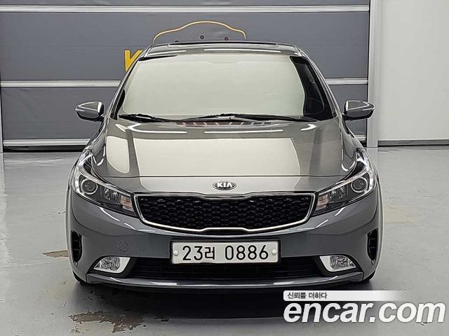 Kia K3 2016 — photo 2