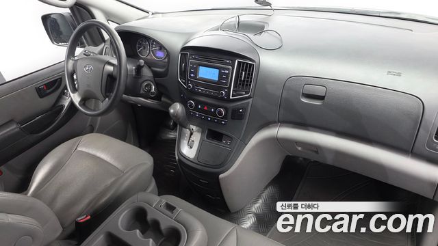 Hyundai Starex 2017 — photo 7