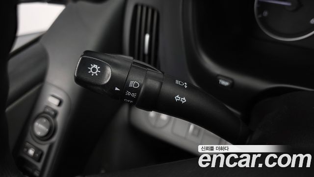 Hyundai Starex 2017 — photo 19