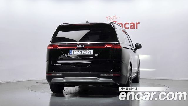 Kia Canival 2022 — photo 4