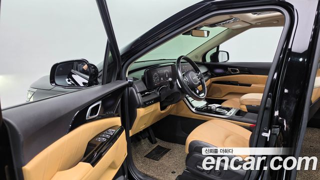Kia Canival 2022 — photo 13