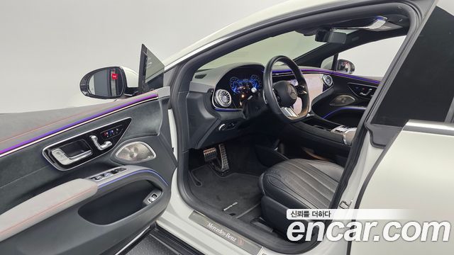 Mercedes-Benz EQS 2022 — photo 13