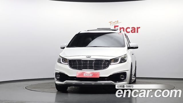 Kia Canival 2015 — photo 3