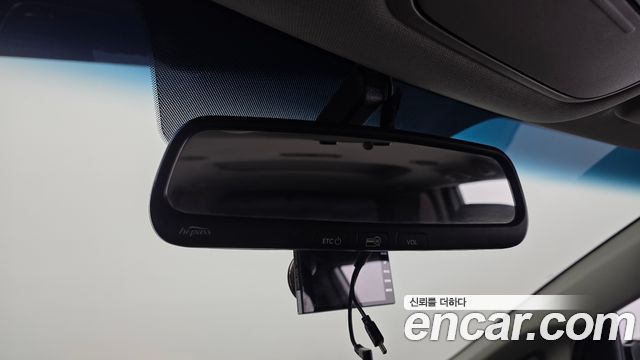 Kia Canival 2015 — photo 20