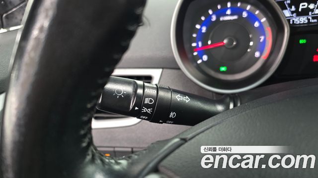 Hyundai AVANTE 2015 — photo 25