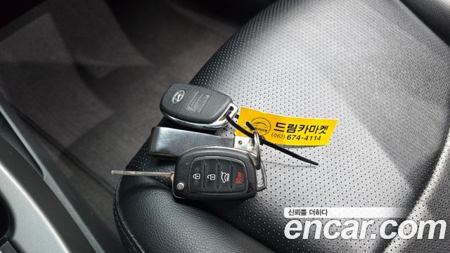 Hyundai AVANTE 2015 — photo 30