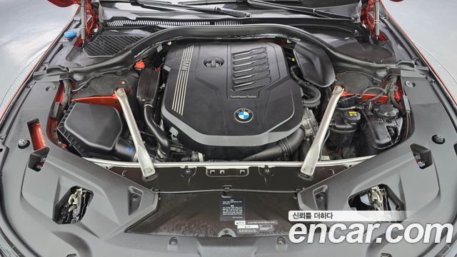 BMW 8-Series 2020 — photo 6