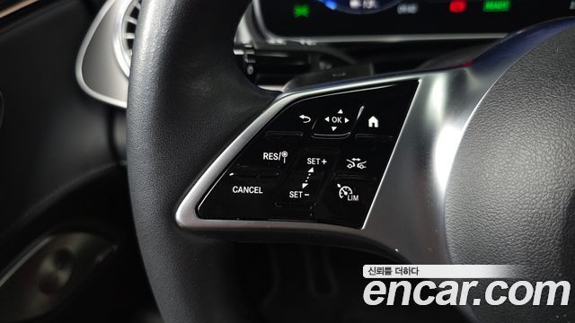 Mercedes-Benz EQE 2023 — photo 21