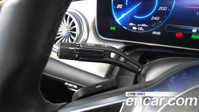 Mercedes-Benz EQE 2023 — photo 27