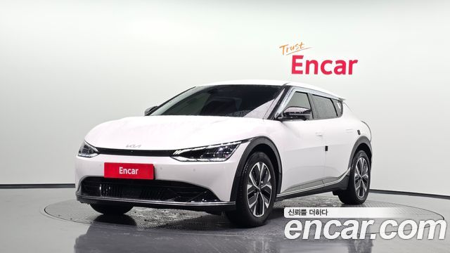 Kia EV6 2023 — photo 1