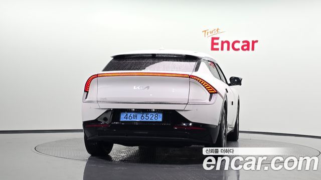 Kia EV6 2023 — photo 4